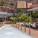 Radisson Blu & Spa, Gran Canaria Mogan Szálloda Puerto de Mogán