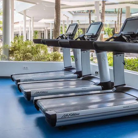 Radisson Blu & Spa, Gran Canaria Mogan פוארטו דה מוגן