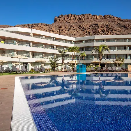 Radisson Blu & Spa, Gran Canaria Mogan מלון 5*